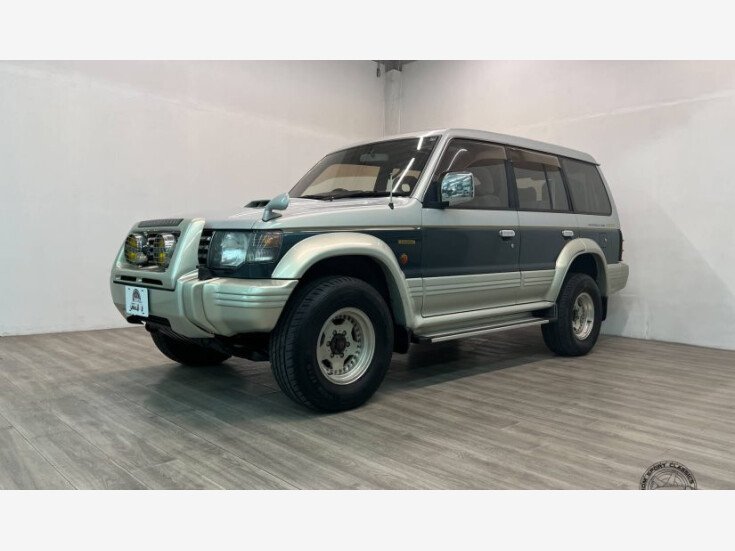 Thumbnail Photo undefined for 1994 Mitsubishi Pajero